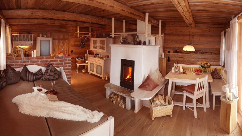 Luxus chalet im bergdorf bayerischer wald, bayern, chalets almdorf ...