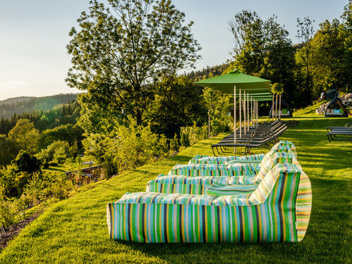 Liegen im 4-Sterne Hotel Hüttenhof Bayerischer Wald