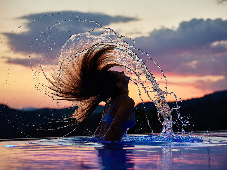 Sonnenuntergang in unserem Skypool - buchen Sie Ihren privaten Abend im Skypool - dem Highlight unseres Wellnesshotels